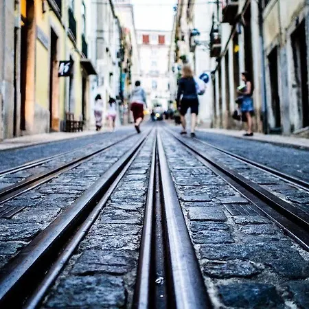 Ritz & Freud Lisbon