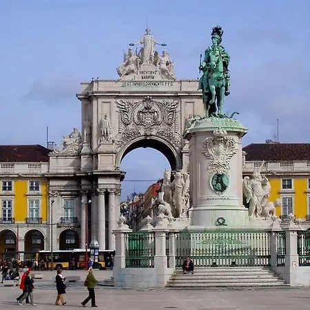 Ritz & Freud Lisbon