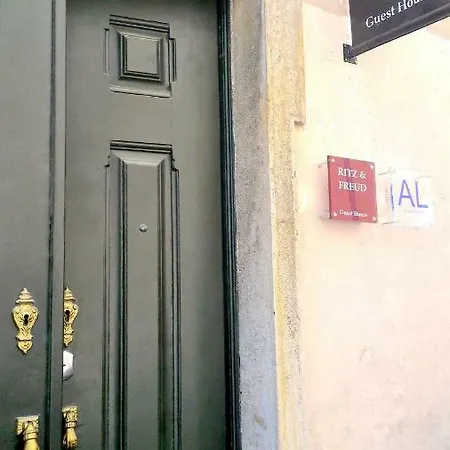 Ritz & Freud 3* Lisbon
